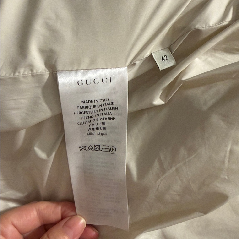 Gucci Cream Quilted Jacket with Red and Navy Trim - Picture 5 of 5